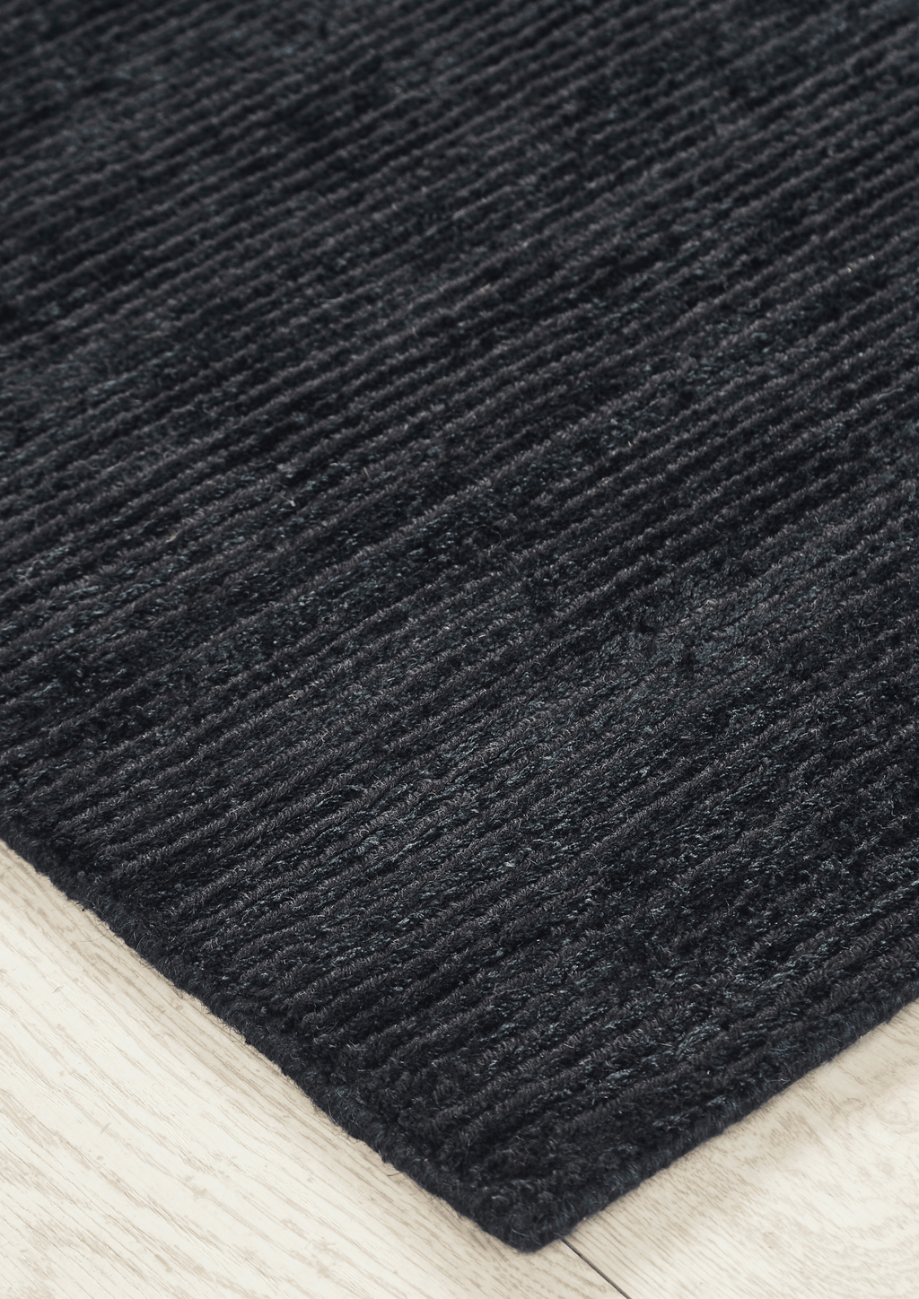 Woolen & Viscose HandKnotted Carpet - Noir
